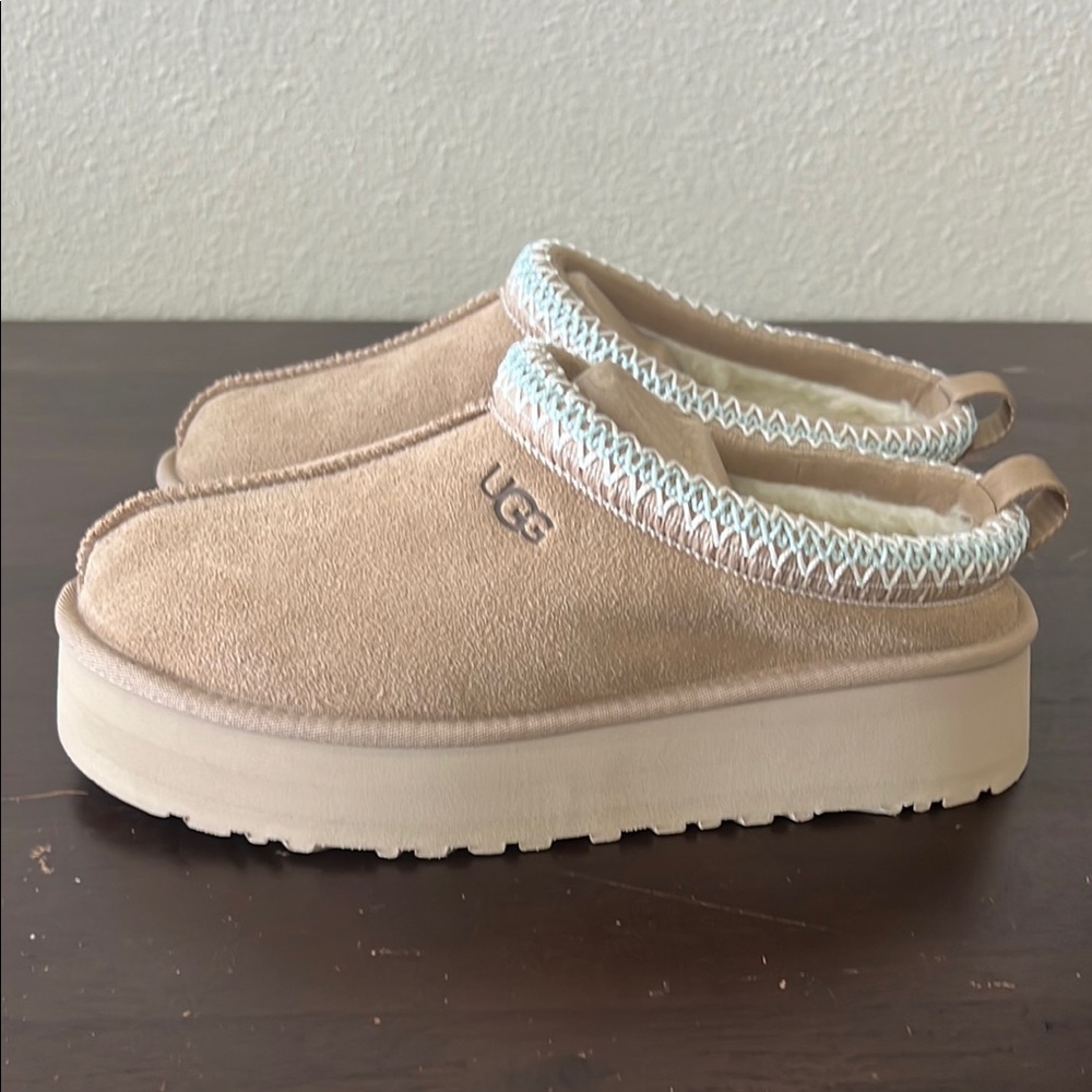 *SOLD* UGG Tazz wool-blend fleece-lined embroidered suede platform NO BOX - Picture 10 of 15